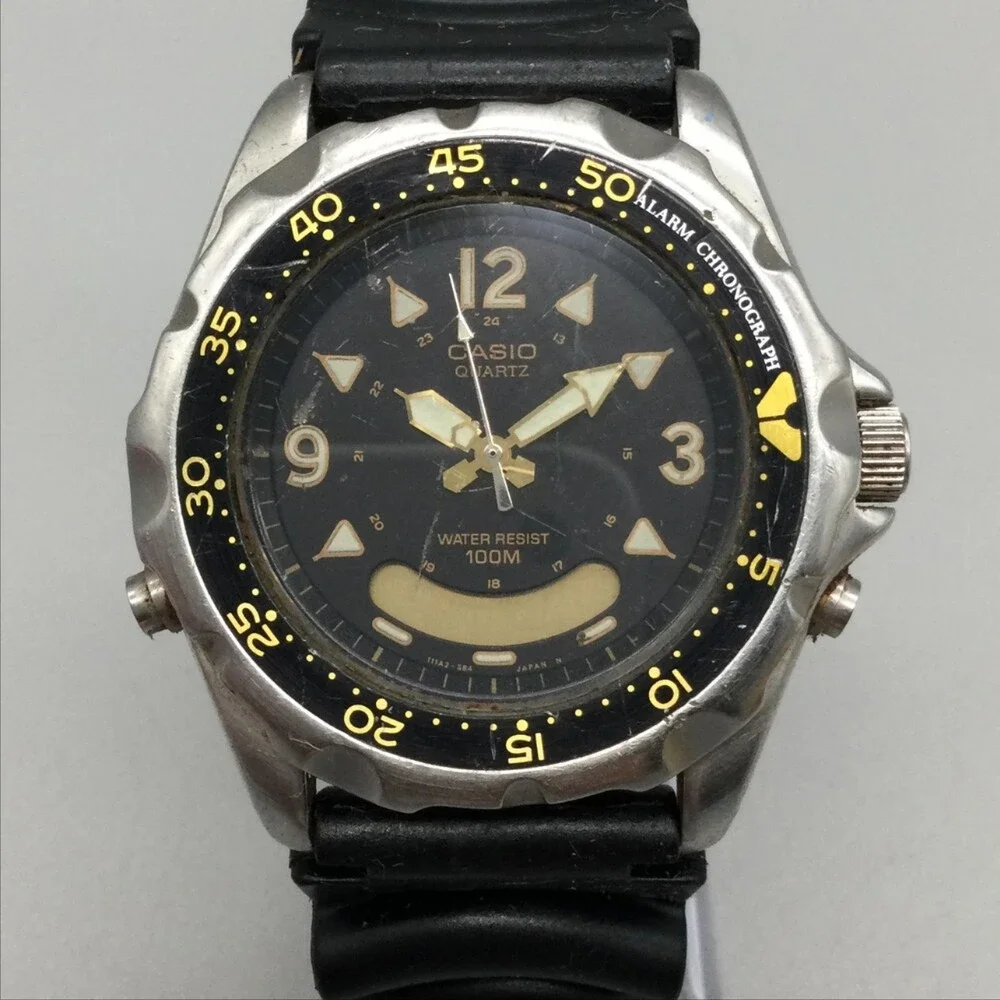 Casio AD-520 Mens Watch 43mm Black Dial Diver Alarm Chronograph 100m For Parts